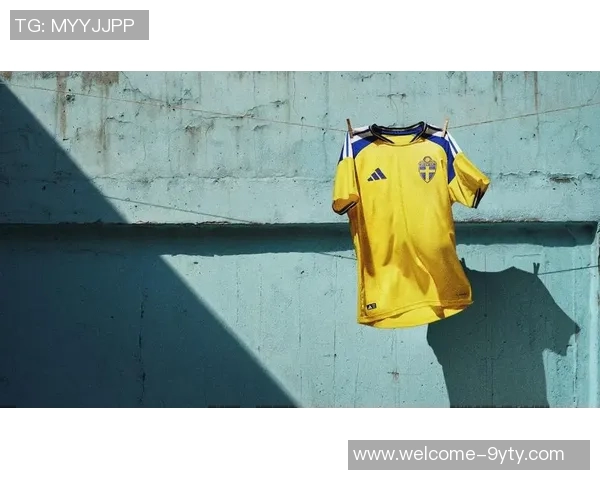 亚马尔开设个人油管频道展示迪亚斯哥伦比亚球衣引发球迷热议