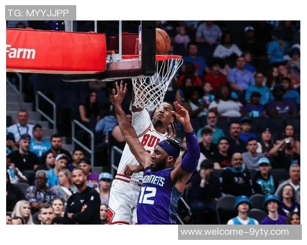 黄蜂逆袭公牛第三节狂胜26分连败阴霾一扫而空 黄蜂逆袭公牛第三节狂胜26分连败阴霾一扫而空