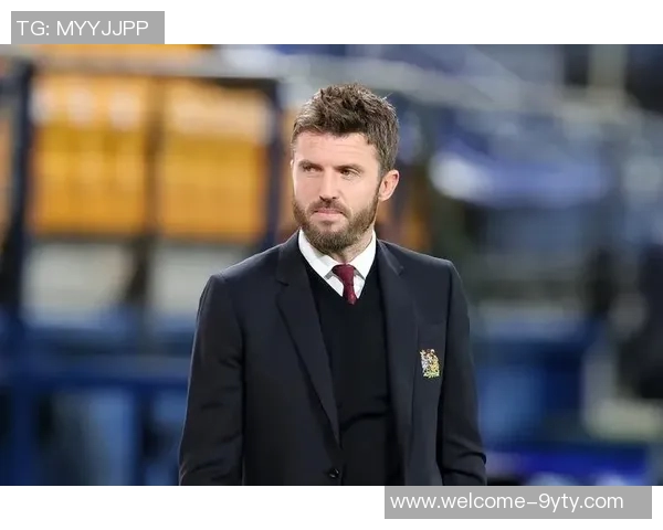 回忆曼市德比的经典瞬间复古球衣与继海C罗卡里克的精彩表现 回忆曼市德比的经典瞬间复古球衣与继海C罗卡里克的精彩表现